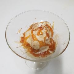 A picture of Gur(jaggery) Coconut kulfi.