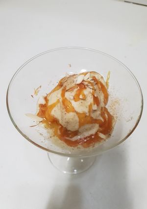 A picture of Gur(jaggery) Coconut kulfi.