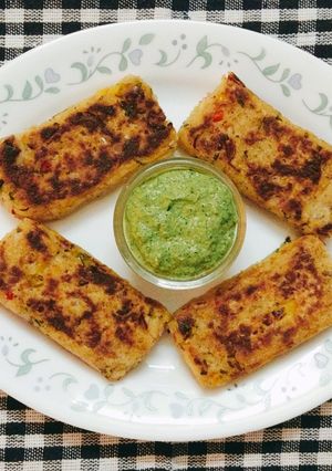 A picture of Poha Cake Rusk.