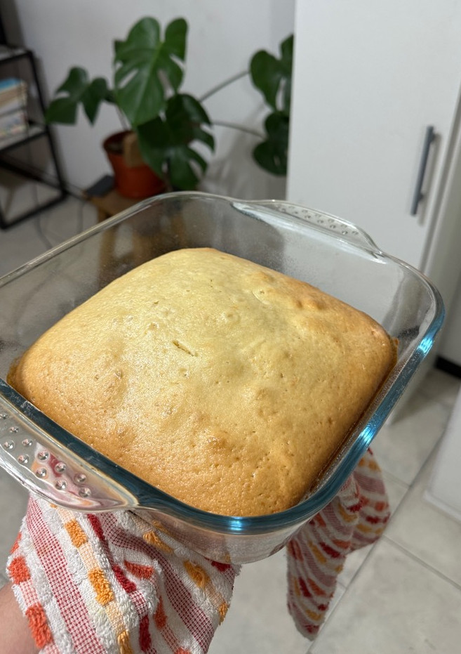 Una foto de Budín/ torta fácil de limón