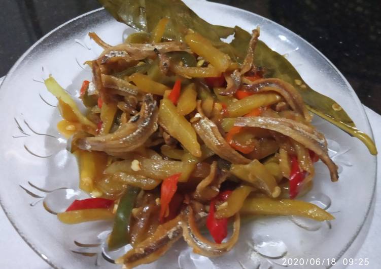 Bahan Menyiapkan Tumis labu siam + teri jengki pedas mantab👍 Anti Gagal