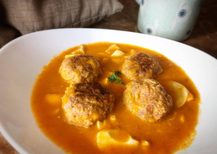 Albóndigas de pavo y avena en caldo (receta rica en proteína y baja en grasa)