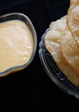 A picture of Amm rus with puri.