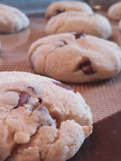 A picture of Chocolate Chip Cookies.