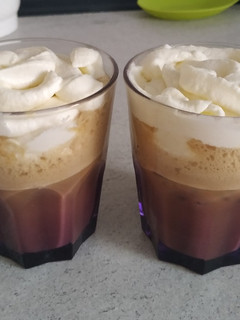 Una foto de Frappé de café MC