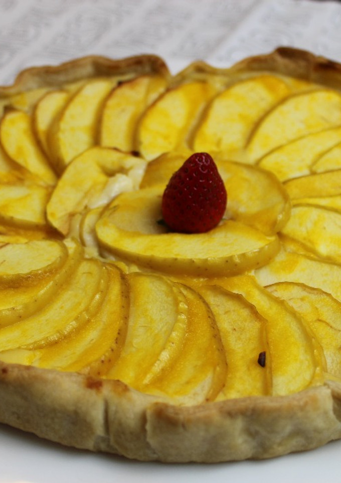 Una foto de Tarta de manzana supersencilla y deliciosa!