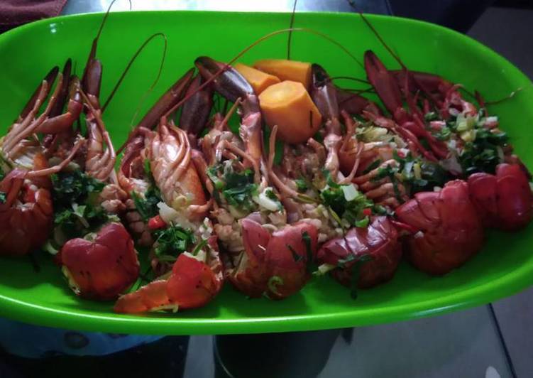 Resep Steam lobster air tawar yang Lezat