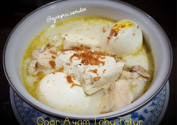 29. Opor Ayam Tahu Telur