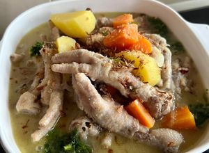 Gambar Sup kaki ayam mables