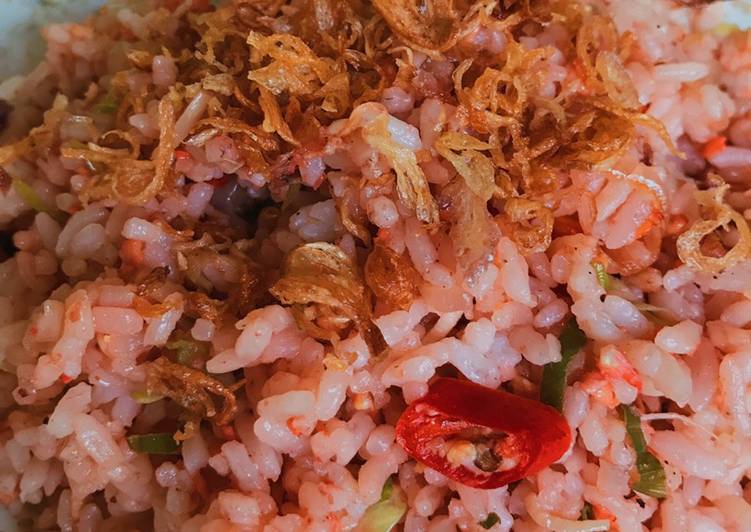 Cara Gampang Menyiapkan Nasi Goreng Seafood yang Enak
