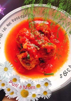 Hình của món Chả cá thác lác bọc trứng cút sốt cà chua.