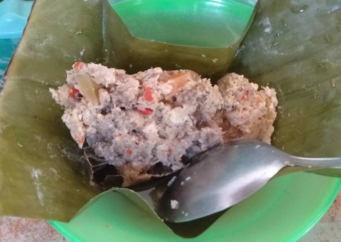 Anti Ribet, Bikin Bothok Daging Urap Praktis