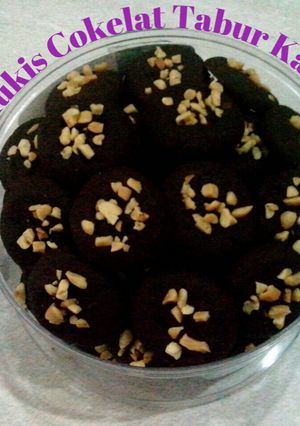 Foto resep Kukis Cokelat Tabur Kacang