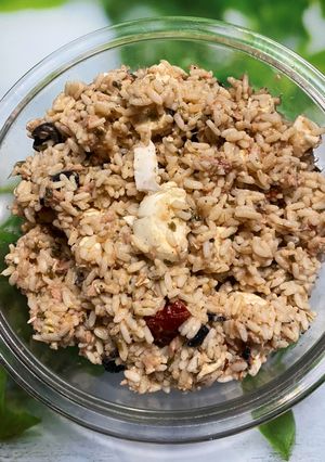 Une photo de Ma salade de riz à la grecque 🇬🇷