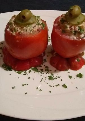 Una foto de Pimentón relleno de atún