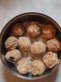 Gond Laddu