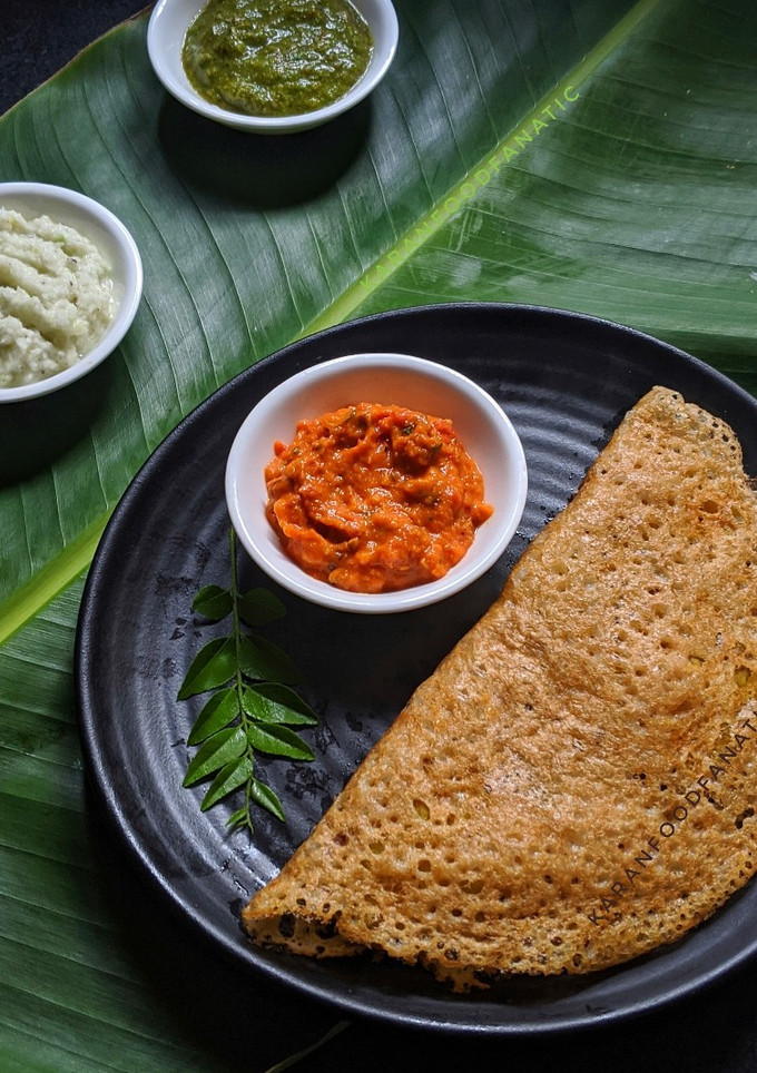 आटे का क्रिस्पी डोसा (Aata Dosa Recipe in Hindi) रेसिपी मुख्य फोटो