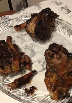 Une photo de Souris d'agneau confites au miel, thym et romarin