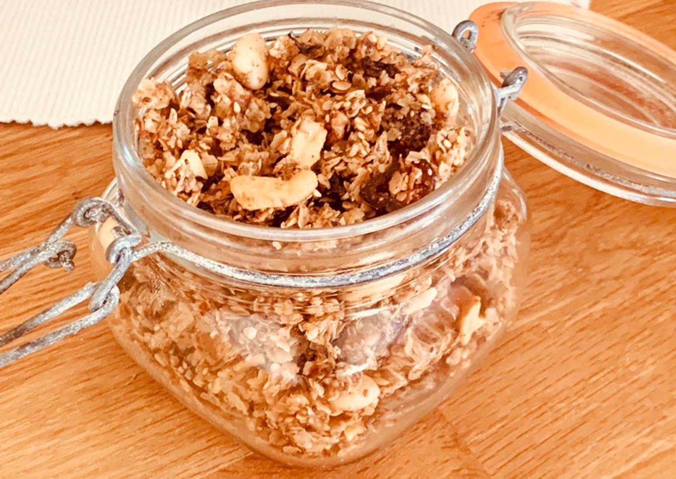 Granola muy fácil con anacardos, almendras y nueces