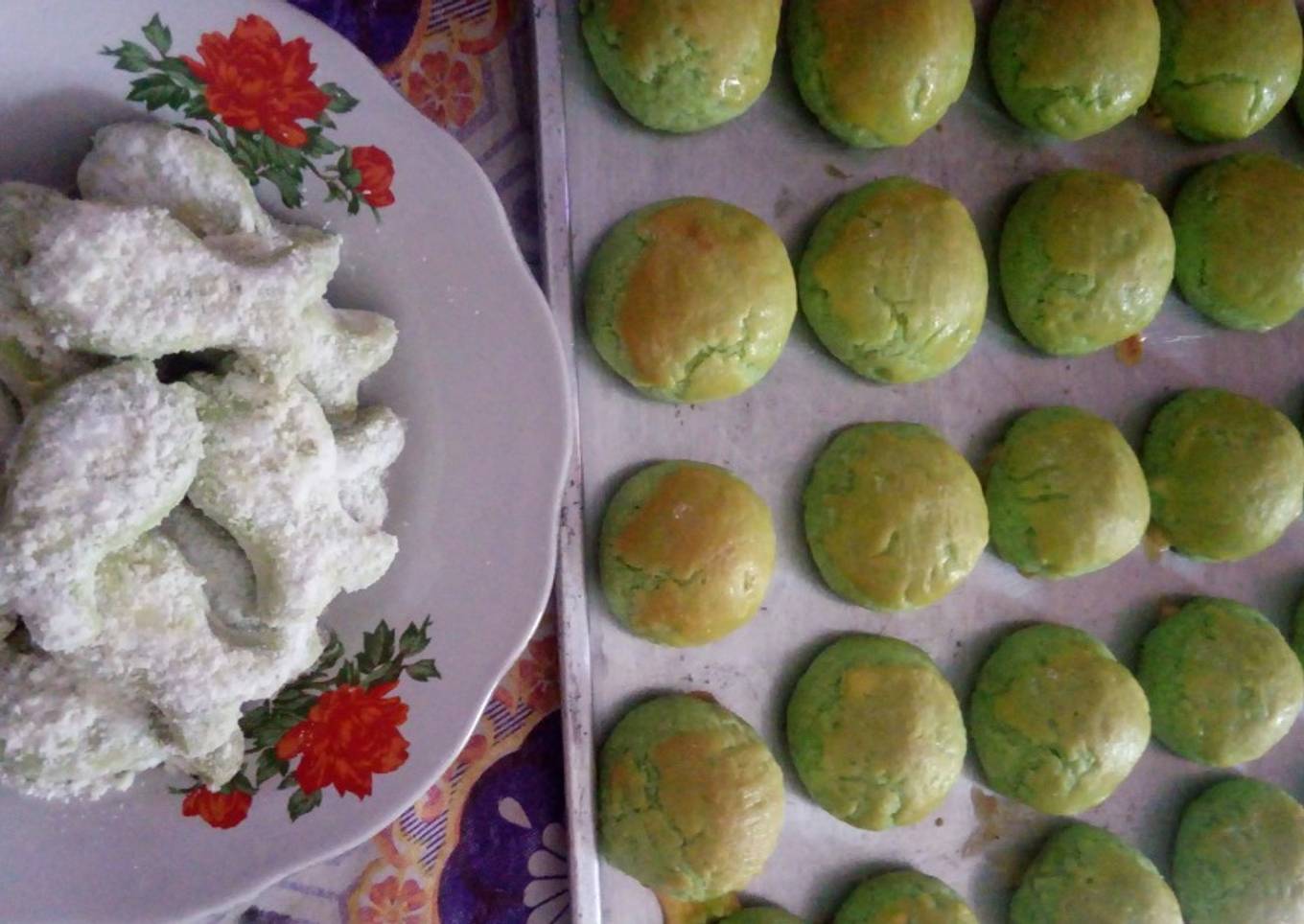 Nastar Pandan dan Putri Salju Pandan, satu adonan dapat 2 macam kukis 💝💝💝