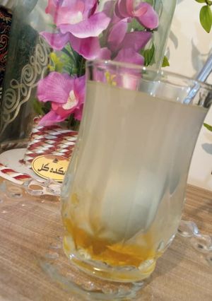 عکسی از دستور شربت لیمو عسل🍋🍯