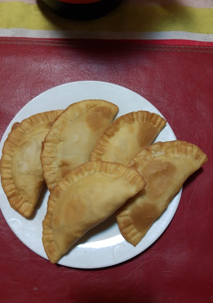 Una foto de Masa para empanadas fritas
