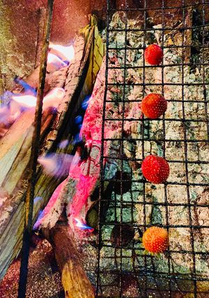 รูปของ สตอเบอรี ปิ้ง 🍓 / toasted strawberries 🍓