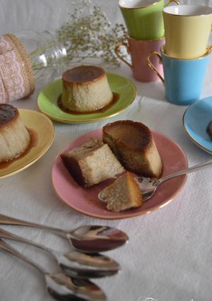 Una foto de Flan de plátano y almendras sin lactosa y sin gluten