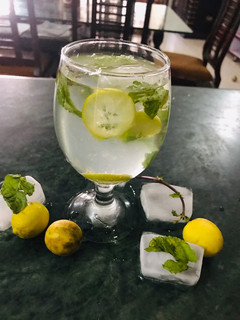A picture of Mint and lime drink.