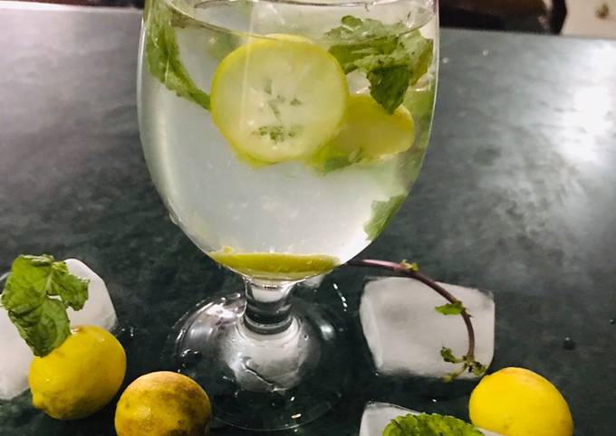 Easiest Way to Make Favorite Mint and lime drink