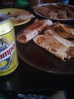Una foto de Fajitas de carne picada, lomo y verduras