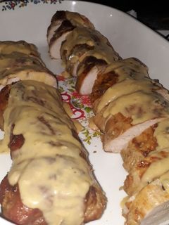 Una foto de Lomo de cerdo con reducción de brandy y especias