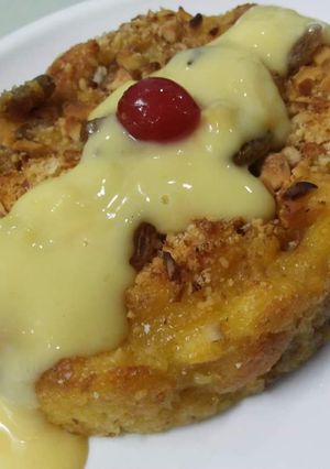 A picture of Bread Custard Pudding.
