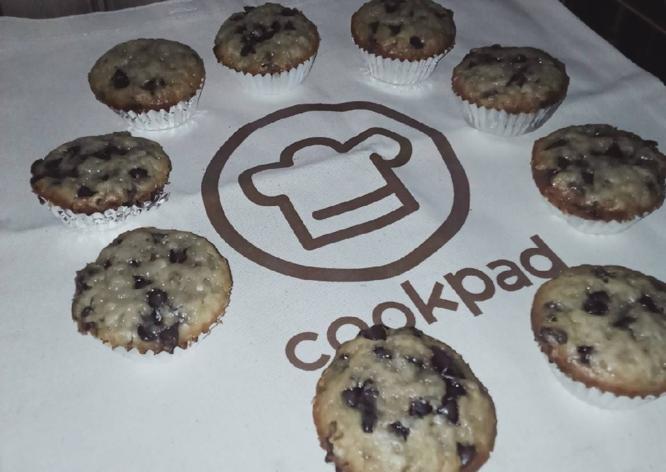 Banana 🍌 and chocolate chips muffins