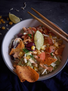 मैक्सिकन बुररितो बाउल (mexican burrito bowl recipe in Hindi) रेसिपी मुख्य फोटो
