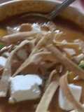 Sopa de tortilla con polvo y camarones secos para la cuaresma Doña Chole