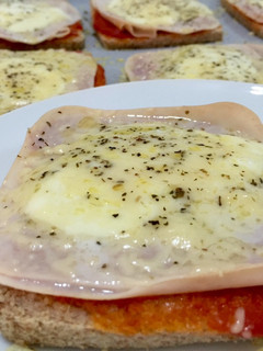 Una foto de Panpizza casero