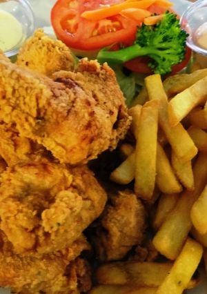 Una foto de Chicharrón de pollo