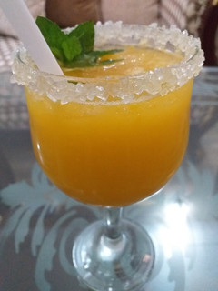 A picture of Refreshing Mango Lemonade😋.