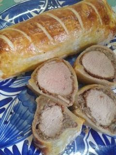 Una foto de Solomillo de cerdo wellington