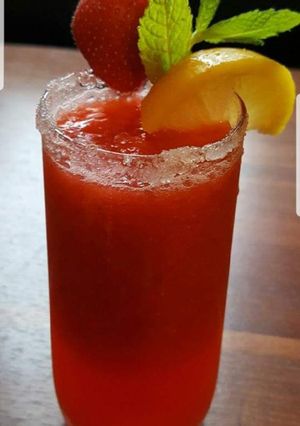 A picture of #Ramadankitayari summer drink.