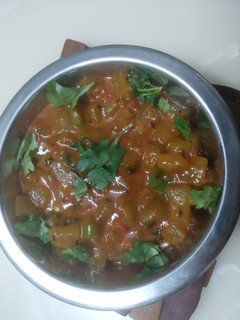 तरबूज के छिलके की सब्जी (Tarbooj ke chilke ki sabzi recipe in Hindi) रेसिपी मुख्य फोटो