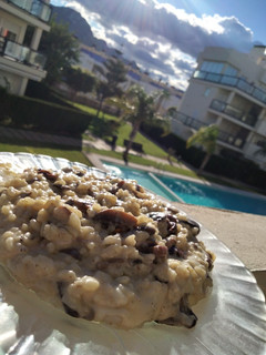 Una foto de Risotto con variado de setas