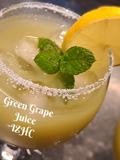 A picture of 🫒🍸🫒Green Grapes Juice🫒🍸🫒.