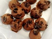 A picture of oreo cream cheese truffles