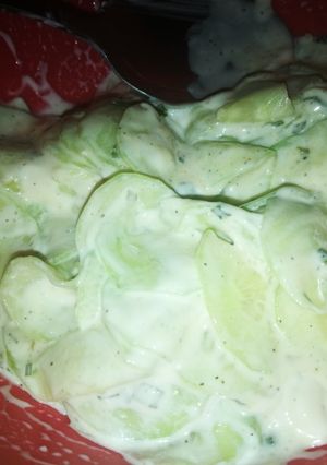 Majonézestejfölöshagymás uborkasaláta..fincsilett..♥♥ recept fotója