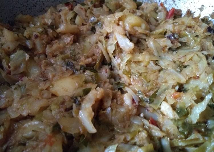 How To Something Your Cabbage Potato curry