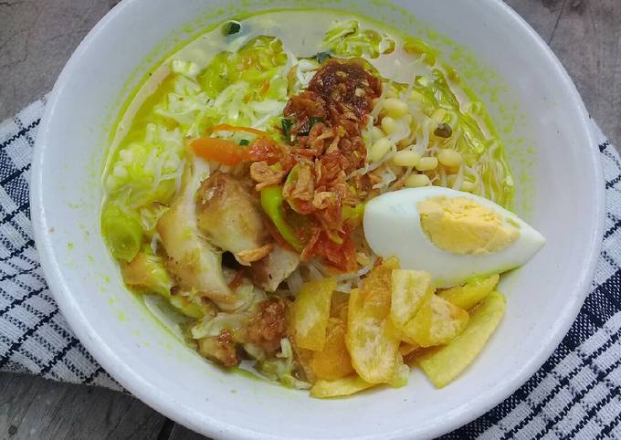 #6. Soto Bening Ayam Rempah