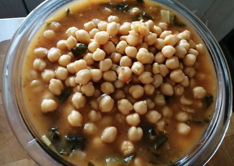 Garbanzos con acelgas