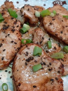 醬燒芝麻里肌肉片 的食譜成品照片